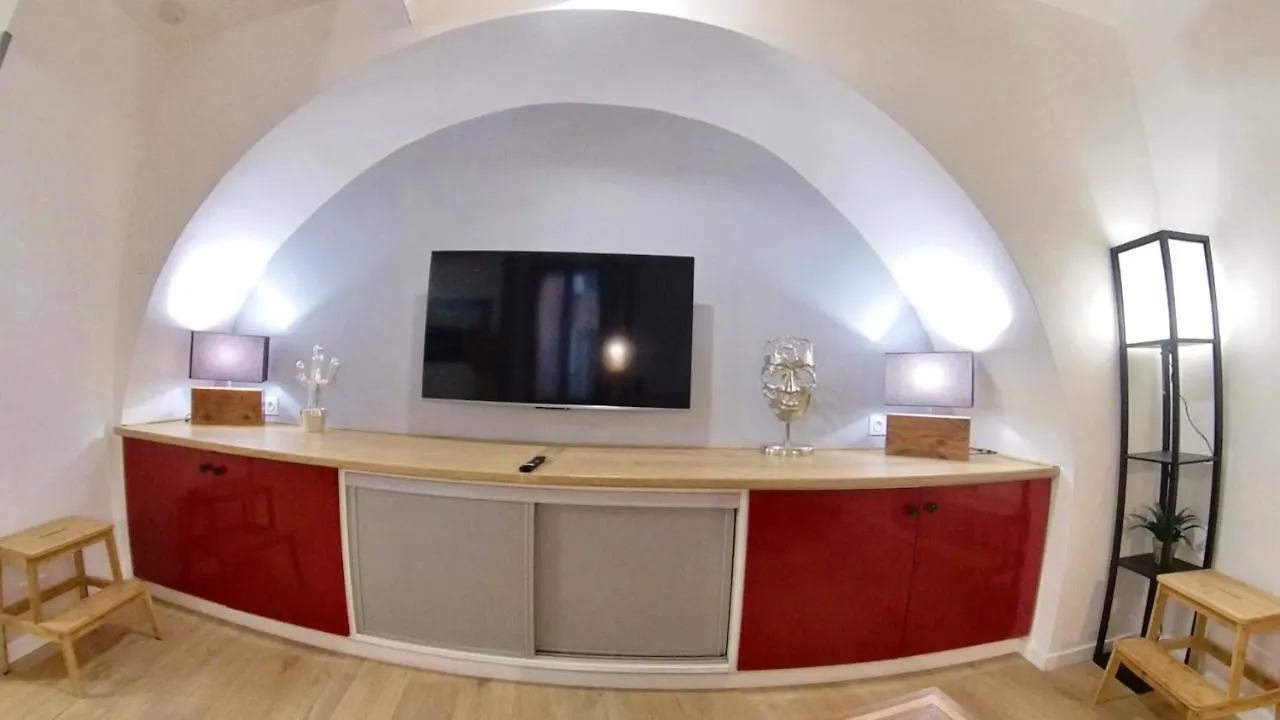 Studio Entre Terre Et Ciel - Escapade Millavoise Millau Apartment